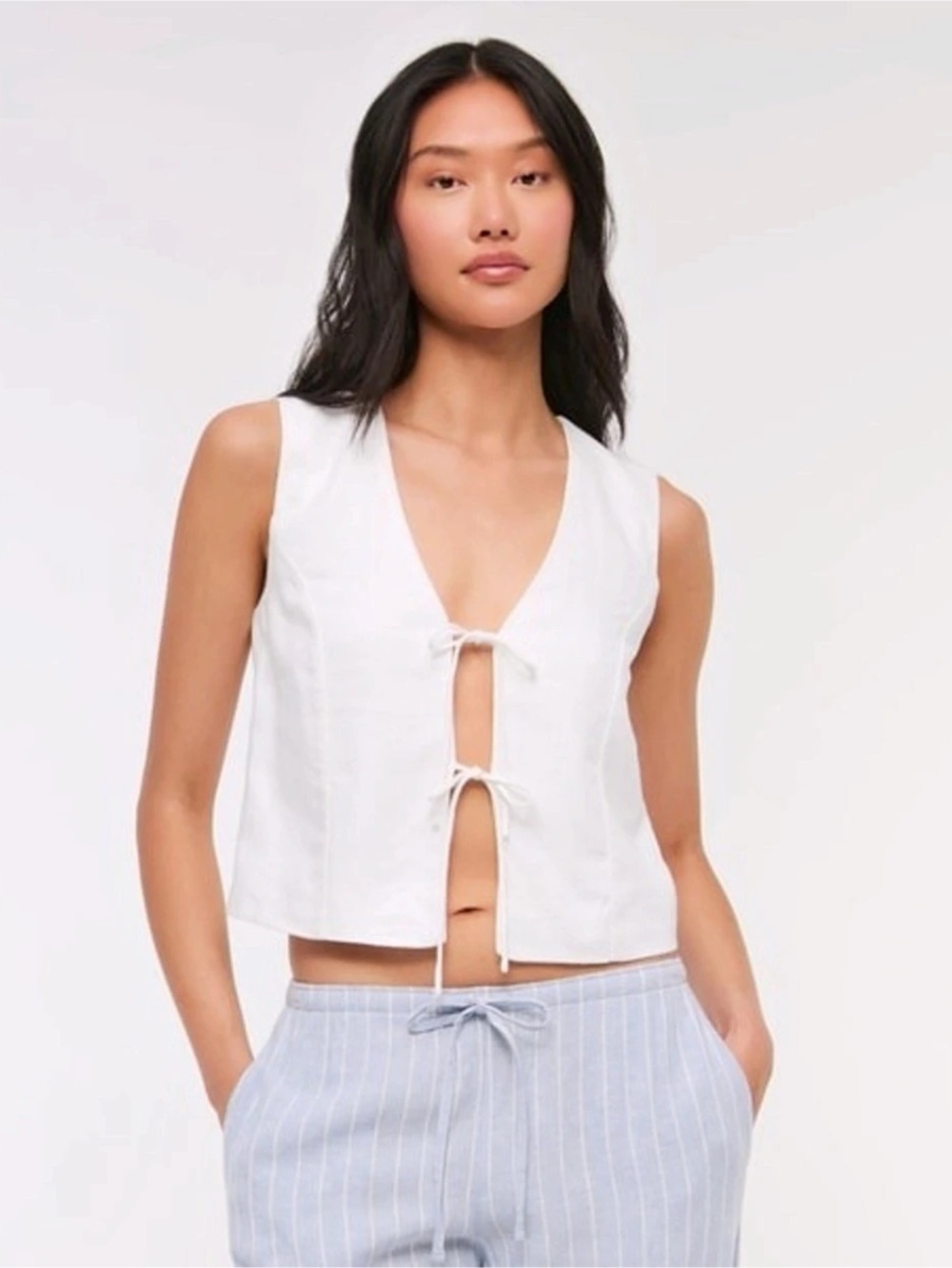Abercombie and Fitch Linen Tie top